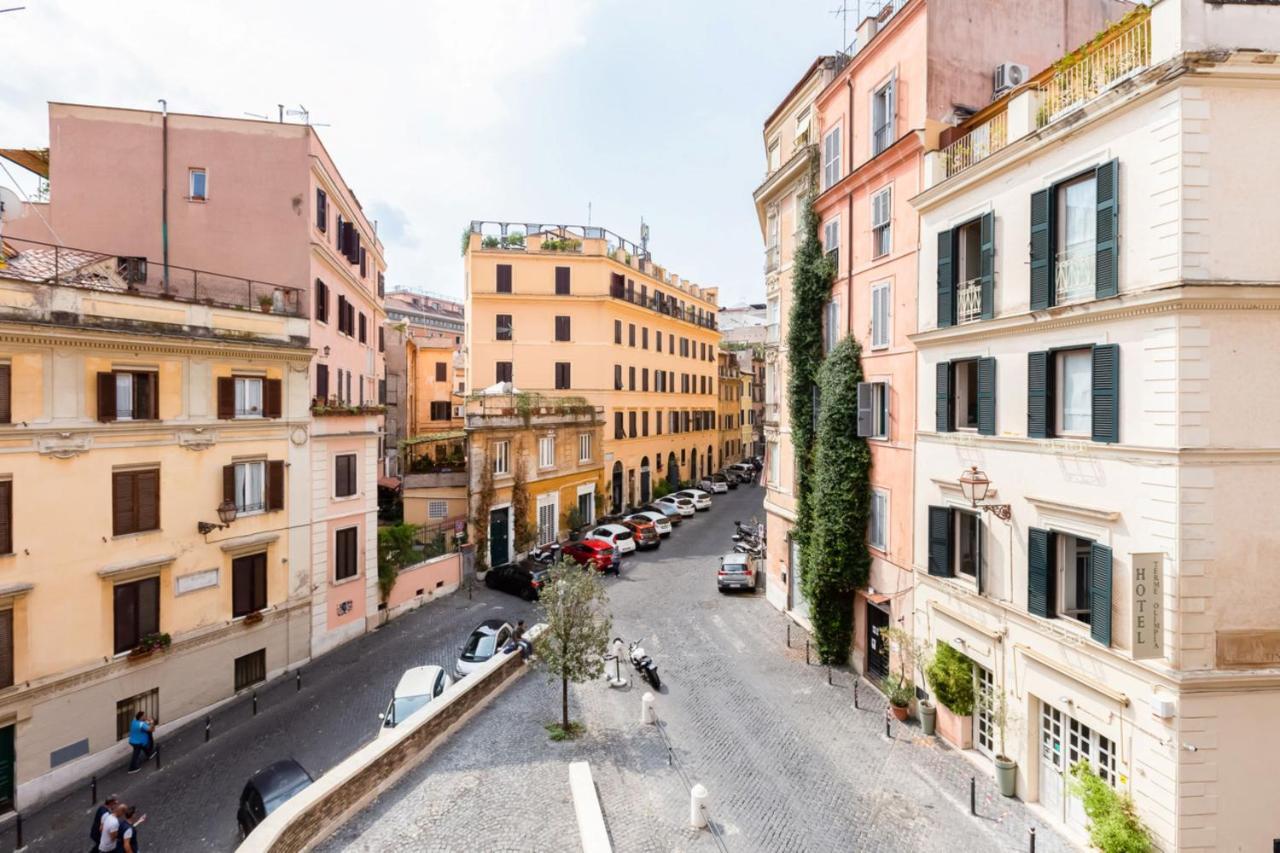 Living Colosseum, Rome